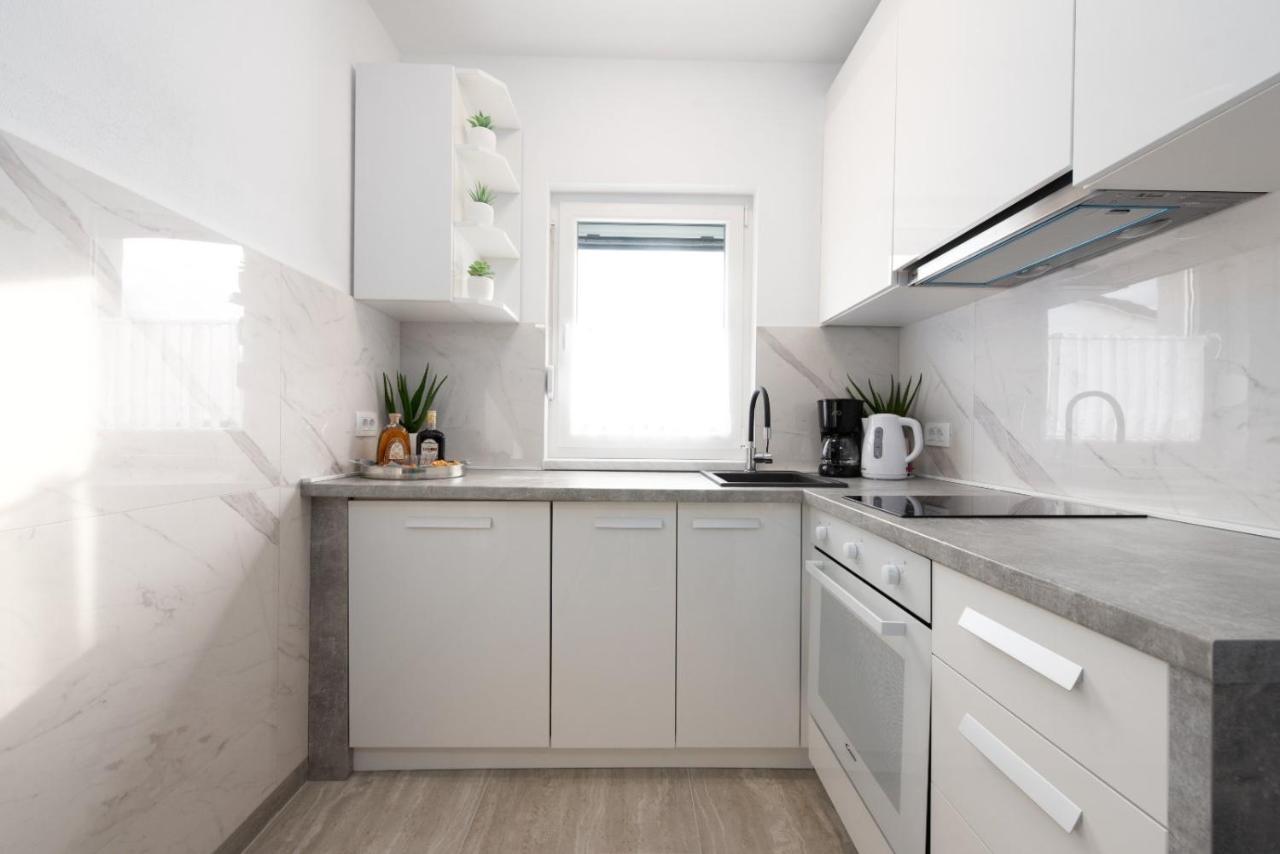 Marin Apartment ชิซิชี ภายนอก รูปภาพ