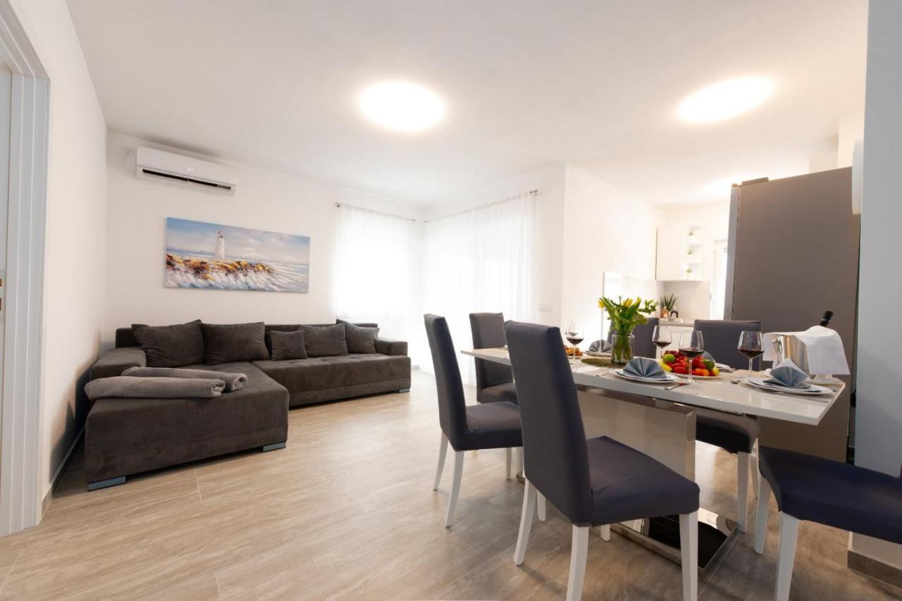 Marin Apartment ชิซิชี ภายนอก รูปภาพ