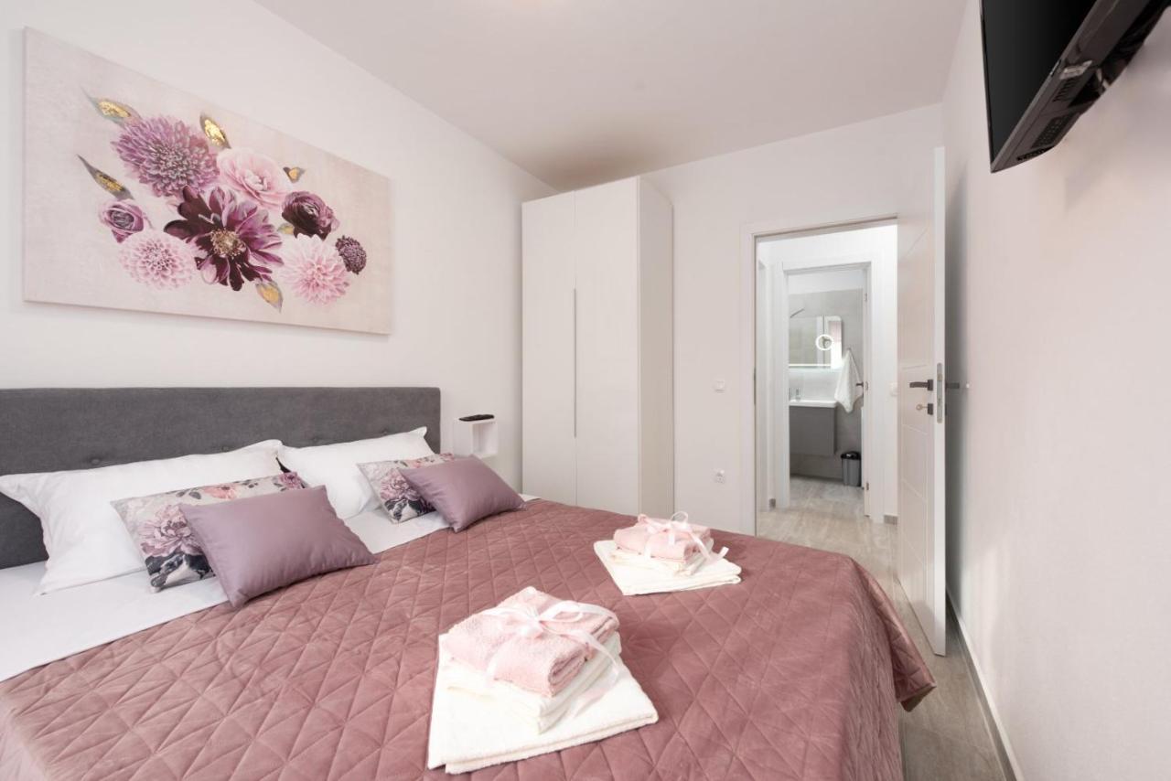 Marin Apartment ชิซิชี ภายนอก รูปภาพ